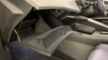 Peugeot 3008 73kWh GT SUV 5dr Electric Auto (210 ps)