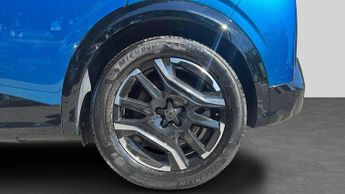 Peugeot 3008 73kWh GT SUV 5dr Electric Auto (210 ps)