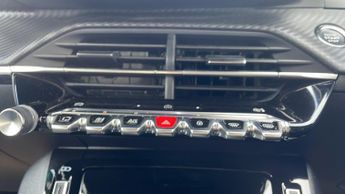 Peugeot 2008 50kWh Allure SUV 5dr Electric Auto (11kW Charger) (136 ps)