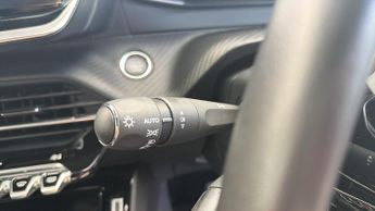 Peugeot 2008 50kWh Allure SUV 5dr Electric Auto (11kW Charger) (136 ps)