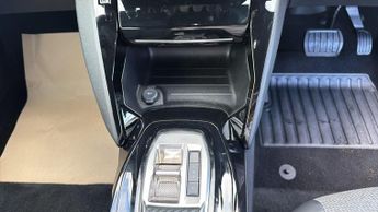 Peugeot 2008 50kWh Allure SUV 5dr Electric Auto (11kW Charger) (136 ps)
