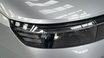 Vauxhall Grandland Electric 73kWh GS SUV 5dr Electric Auto (213 ps)