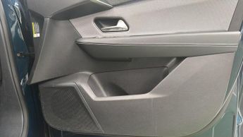 Vauxhall Grandland 1.2 GS SUV 5dr Petrol Hybrid e-DCT Euro 6 (s/s) (136 ps)