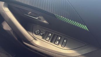 Peugeot 2008 50kWh Active SUV 5dr Electric Auto (11kW Charger) (136 ps)