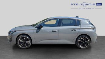 Peugeot 308 54kWh Allure Hatchback 5dr Electric Auto (156 ps)