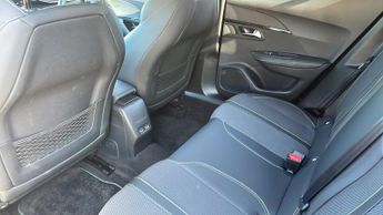 Peugeot 2008 1.2 GT SUV 5dr Petrol Hybrid e-DSC6 Euro 6 (s/s) (136 ps)