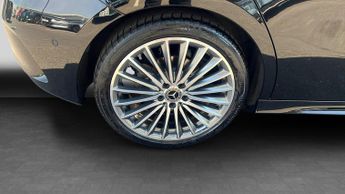 Mercedes-benz A Class 1.3 A200h MHEV AMG Line (Premium Plus) Hatchback 5dr Petrol Hybr