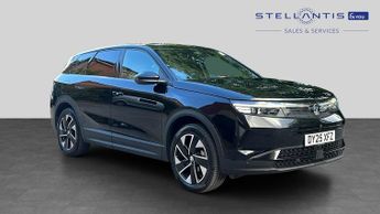 Vauxhall Grandland 1.2 Ultimate SUV 5dr Petrol Hybrid e-DCT Euro 6 (s/s) (136 ps)