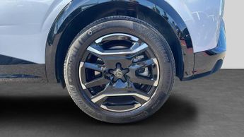 Peugeot 3008 73kWh GT SUV 5dr Electric Auto (210 ps)