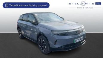 Vauxhall Grandland Electric 73kWh GS SUV 5dr Electric Auto (213 ps)