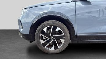 Vauxhall Grandland Electric 73kWh GS SUV 5dr Electric Auto (213 ps)