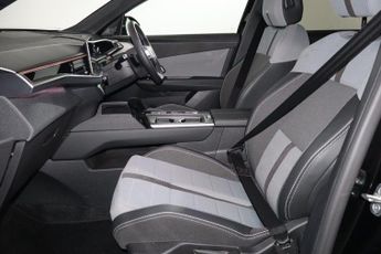 Vauxhall Grandland Electric 73kWh GS SUV 5dr Electric Auto (213 ps)