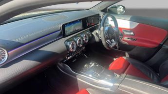 Mercedes-benz A Class 2.0 A35 AMG (Premium) Saloon 4dr Petrol 7G-DCT 4MATIC Euro 6 (s/