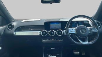 Mercedes-benz Glb 1.3 GLB200 AMG Line SUV 5dr Petrol 7G-DCT Euro 6 (s/s) (163 ps)