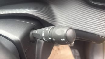 Peugeot 208 50kWh Allure Premium + Hatchback 5dr Electric Auto (7.4kW Charge
