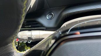 Peugeot 2008 50kWh GT Premium SUV 5dr Electric Auto (7kW Charger) (136 ps)