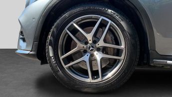 Mercedes-benz Glc 2.1 GLC220d AMG Line (Premium) SUV 5dr Diesel G-Tronic 4MATIC Eu