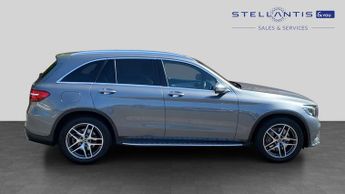 Mercedes-benz Glc 2.1 GLC220d AMG Line (Premium) SUV 5dr Diesel G-Tronic 4MATIC Eu