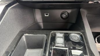 Peugeot 3008 SUV 1.6 13.2kWh Allure Premium + e-EAT Euro 6 (s/s) 5dr