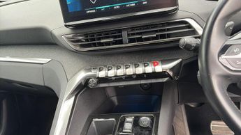Peugeot 3008 SUV 1.6 13.2kWh Allure Premium + e-EAT Euro 6 (s/s) 5dr