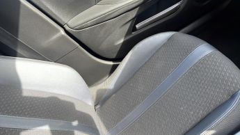 Peugeot 2008 1.2 PureTech Allure Premium SUV 5dr Petrol EAT Euro 6 (s/s) (130