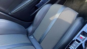 Peugeot 208 50kWh GT Hatchback 5dr Electric Auto (136 ps)