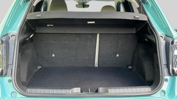 Fiat 600 1.2 MHEV La Prima SUV 5dr Petrol Hybrid e-DCT Euro 6 (s/s) (136 
