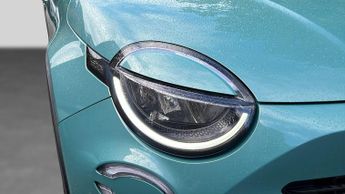 Fiat 600 1.2 MHEV La Prima SUV 5dr Petrol Hybrid e-DCT Euro 6 (s/s) (136 