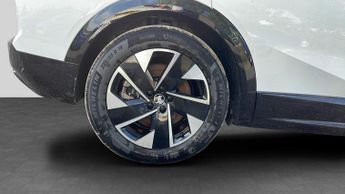 Vauxhall Grandland Electric 73kWh GS SUV 5dr Electric Auto (213 ps)
