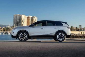 Vauxhall Grandland Electric 73kWh GS Auto 5dr