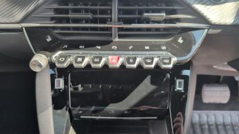 Peugeot 2008 50kWh GT SUV 5dr Electric Auto (136 ps)