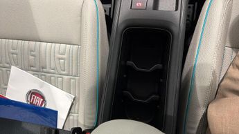 Fiat 600 1.2 MHEV La Prima SUV 5dr Petrol Hybrid e-DCT Euro 6 (s/s) (136 