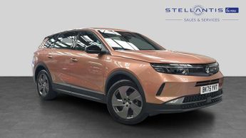 Vauxhall Grandland 1.2 Design SUV 5dr Petrol Hybrid e-DCT Euro 6 (s/s) (145 ps)
