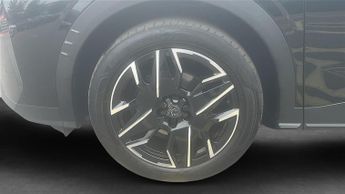Peugeot 3008 SUV 1.2 GT SUV 5dr Petrol Hybrid e-DSC6 Euro 6 (s/s) (136 ps)