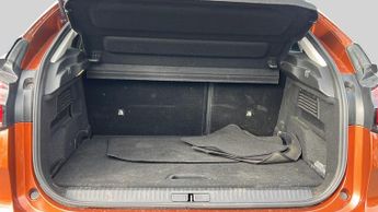 Citroen C4 1.2 PureTech Shine Hatchback 5dr Petrol EAT8 Euro 6 (s/s) (130 p