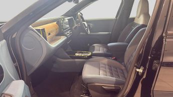 Fiat Grande Panda 1.2 MHEV La Prima Hatchback 5dr Petrol Hybrid e-DCT Euro 6 (s/s)