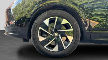Vauxhall Grandland Electric 73kWh GS SUV 5dr Electric Auto (213 ps)
