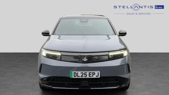 Vauxhall Grandland Electric 73kWh GS SUV 5dr Electric Auto (213 ps)