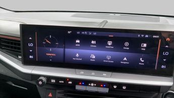 Vauxhall Grandland Electric 73kWh GS SUV 5dr Electric Auto (213 ps)