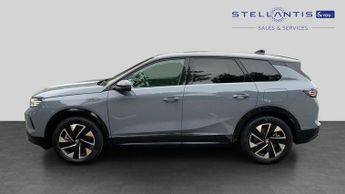 Vauxhall Grandland Electric 73kWh GS SUV 5dr Electric Auto (213 ps)
