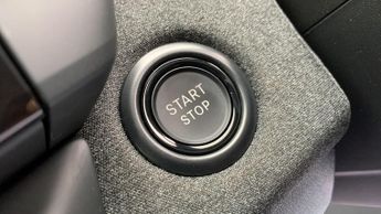 Vauxhall Grandland Electric 73kWh GS SUV 5dr Electric Auto (213 ps)