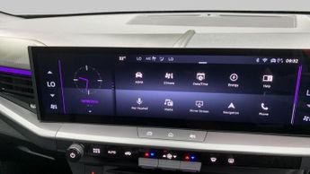 Vauxhall Grandland Electric 73kWh GS SUV 5dr Electric Auto (213 ps)
