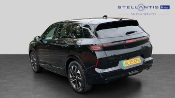 Vauxhall Grandland Electric 73kWh GS SUV 5dr Electric Auto (213 ps)