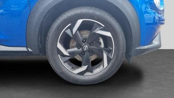 Nissan Juke 1.0 DIG-T N-Connecta SUV 5dr Petrol DCT Auto Euro 6 (s/s) (114 p