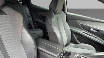 Peugeot 3008 SUV 1.2 PureTech Allure Premium + SUV 5dr Petrol EAT Euro 6 (s/s) (1