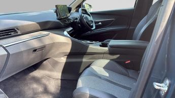 Peugeot 3008 SUV 1.6 13.2kWh Allure Premium + SUV 5dr Petrol Plug-in Hybrid e-EAT