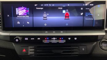 Vauxhall Grandland Electric 73kWh GS SUV 5dr Electric Auto (213 ps)