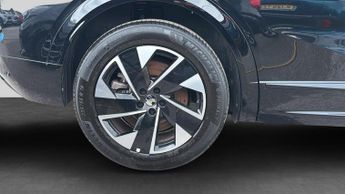 Vauxhall Grandland Electric 73kWh GS SUV 5dr Electric Auto (213 ps)