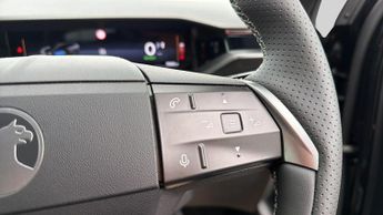 Vauxhall Grandland Electric 73kWh GS SUV 5dr Electric Auto (213 ps)