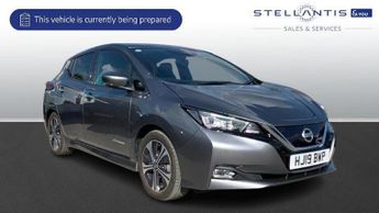 Nissan Leaf 40kWh Tekna Hatchback 5dr Electric Auto (150 ps)